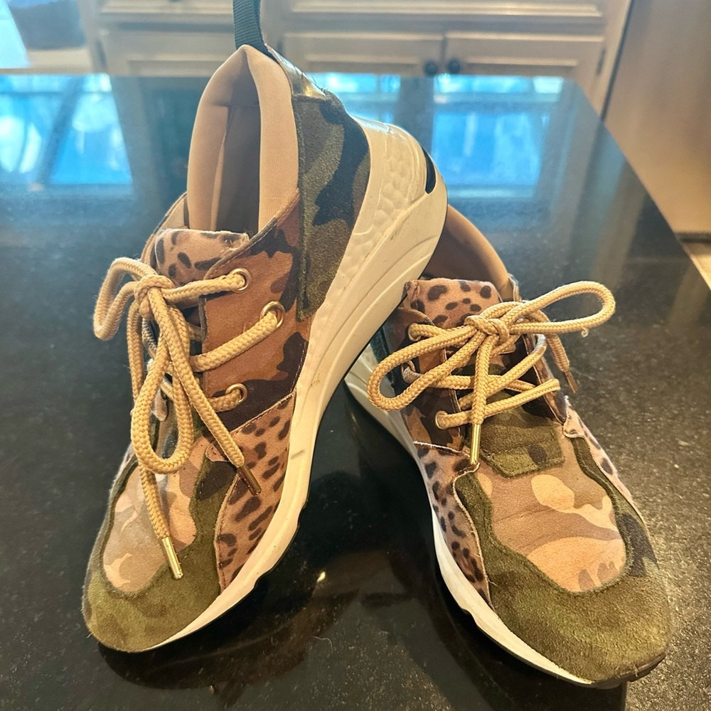 Steve Madden Camo Sneakers